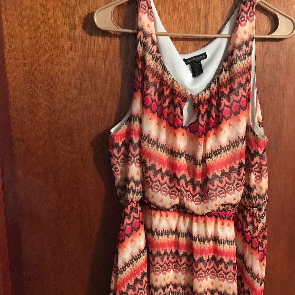 Beautiful knee length dress.